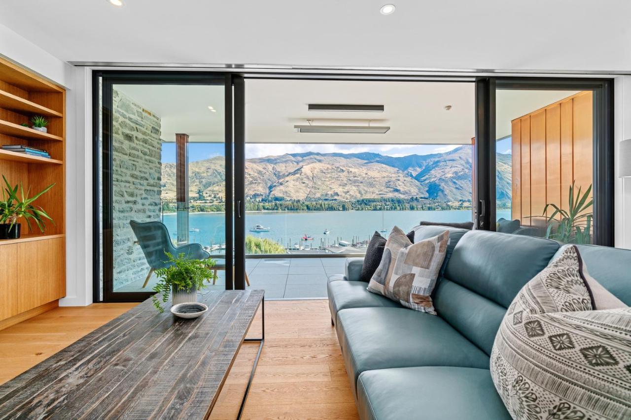 Luxurious Lakefront Penthouse Wanaka Exterior foto